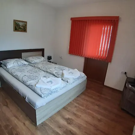 романс Gæstehus